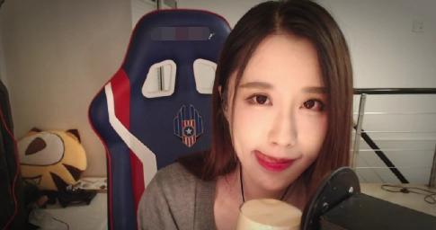 下海女网红b站直播,揭秘网络红人的幕后生活